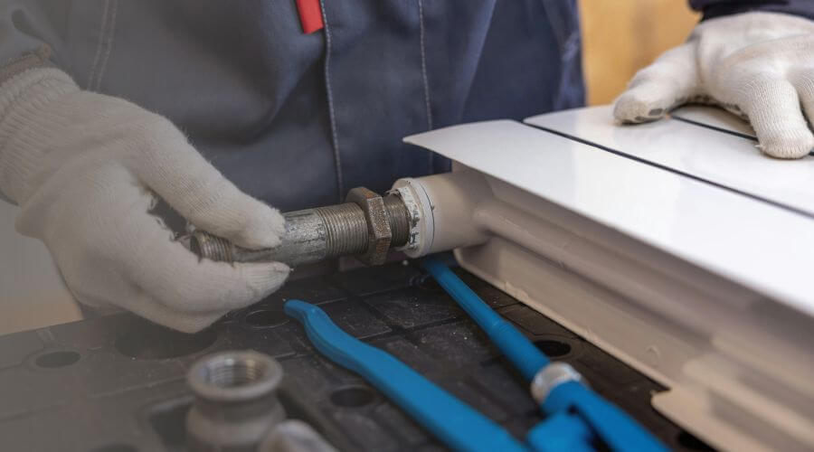 Burst Pipe Repair in Donie, TX